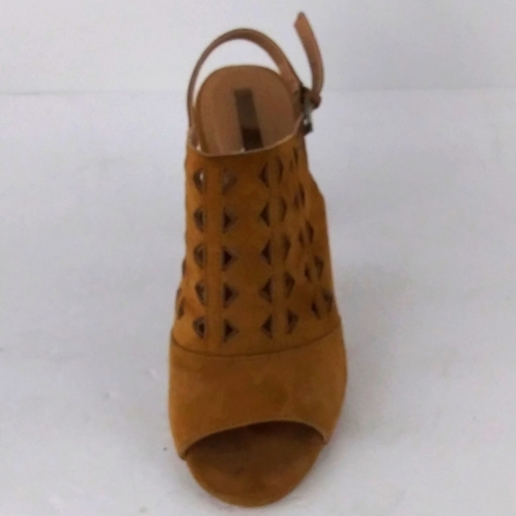 Tahari Marvel block maple sandals women size 6 - Picture 4 of 8